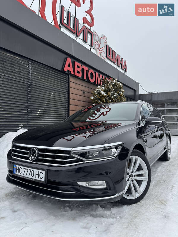 Volkswagen Passat 2021