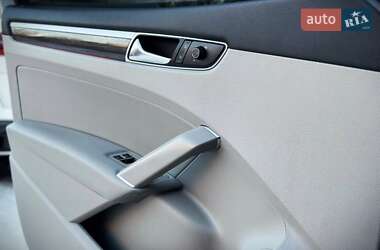 Седан Volkswagen Passat 2016 в Києві
