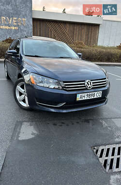 Седан Volkswagen Passat 2012 в Обухові