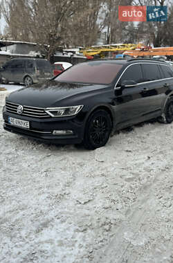 Универсал Volkswagen Passat 2015 в Днепре