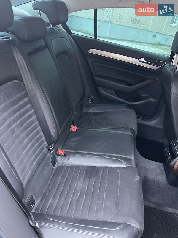 Седан Volkswagen Passat 2018 в Южноукраинске