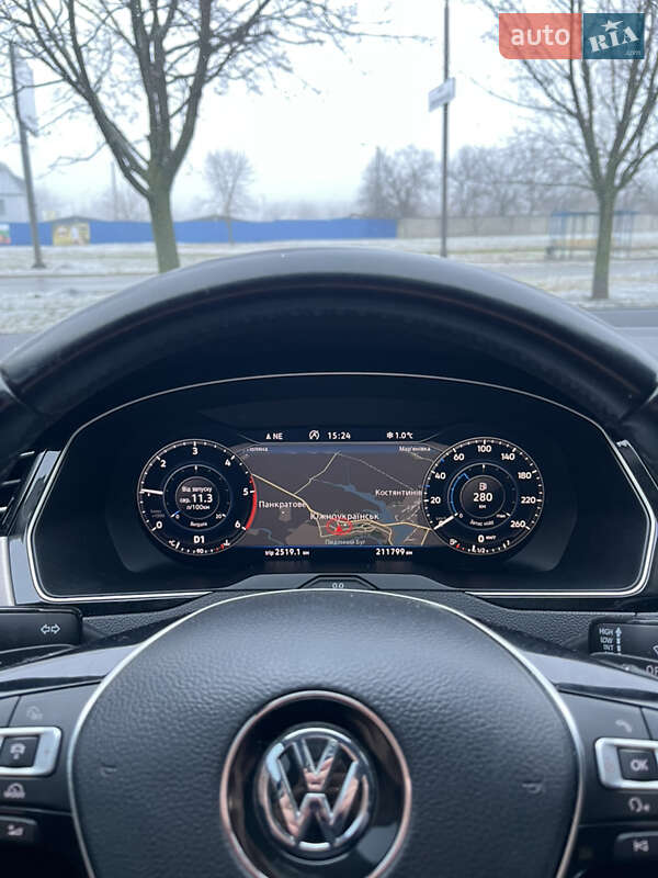 Седан Volkswagen Passat 2018 в Южноукраинске