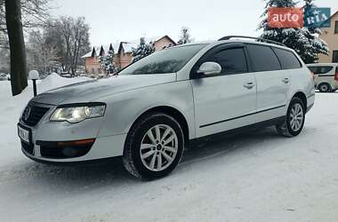 Универсал Volkswagen Passat 2008 в Попельне