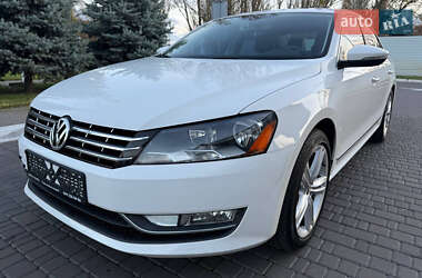 Седан Volkswagen Passat 2014 в Одессе