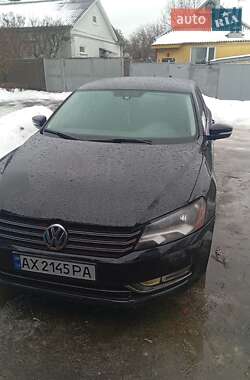 Седан Volkswagen Passat 2013 в Харкові