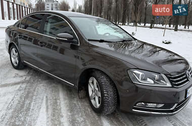 Седан Volkswagen Passat 2013 в Вишневому