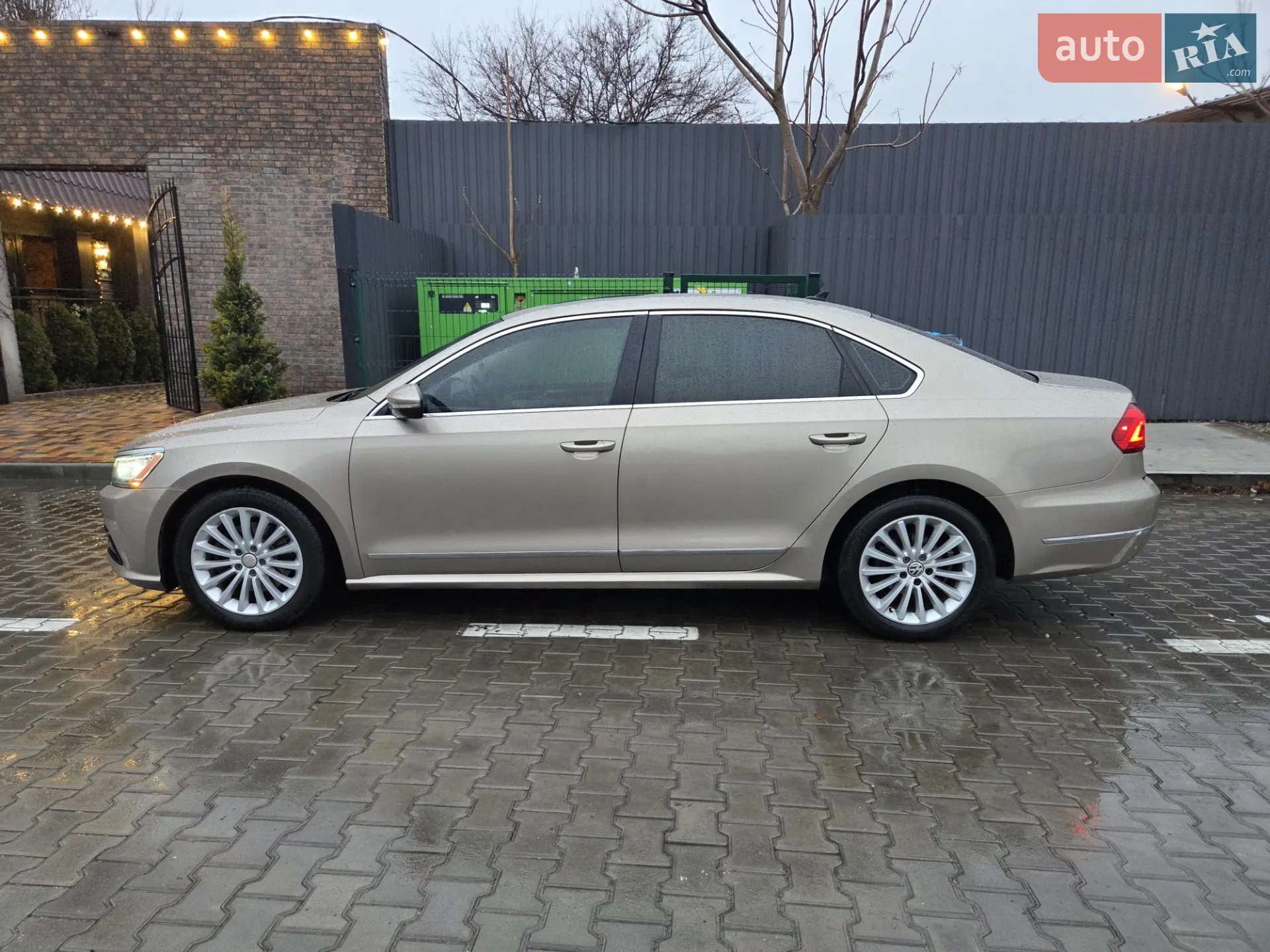 2015 Volkswagen Passat - мініатюра 16