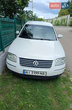 Седан Volkswagen Passat 2002 в Белой Церкви