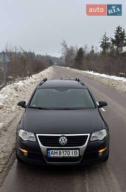 Универсал Volkswagen Passat 2008 в Житомире