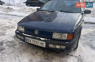 Седан Volkswagen Passat 1989 в Виннице