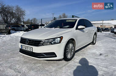 Седан Volkswagen Passat 2015 в Лубнах