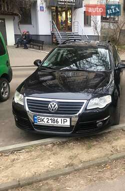 Универсал Volkswagen Passat 2006 в Луцке