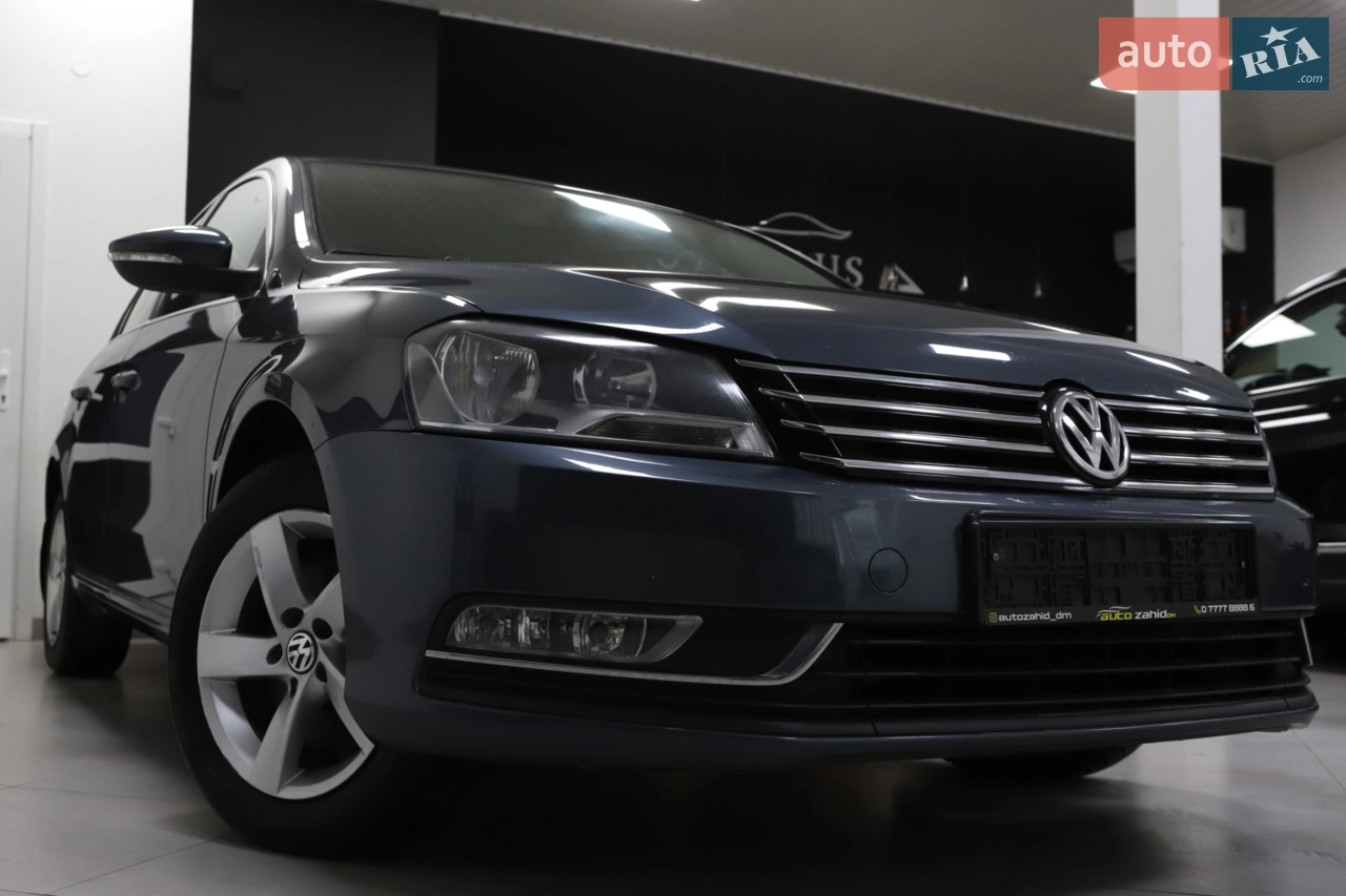 2013 Volkswagen Passat - мініатюра 28