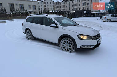 Универсал Volkswagen Passat 2014 в Ровно