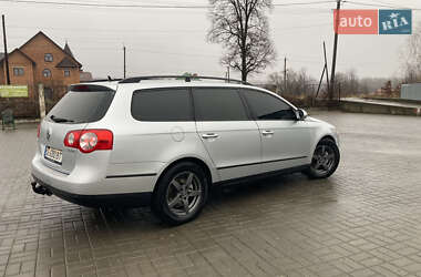 Универсал Volkswagen Passat 2005 в Сторожинце