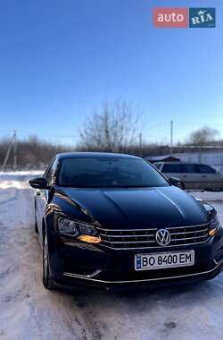 Седан Volkswagen Passat 2016 в Теребовле