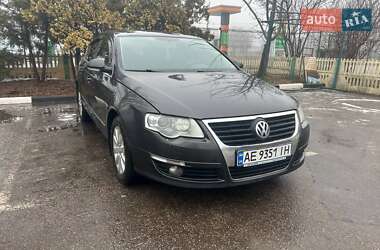 Седан Volkswagen Passat 2006 в Кривом Роге