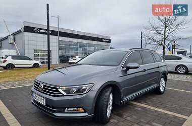Универсал Volkswagen Passat 2015 в Мукачево