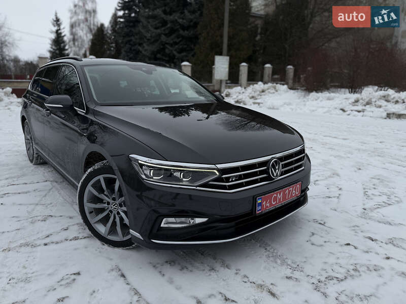 Volkswagen Passat 2021