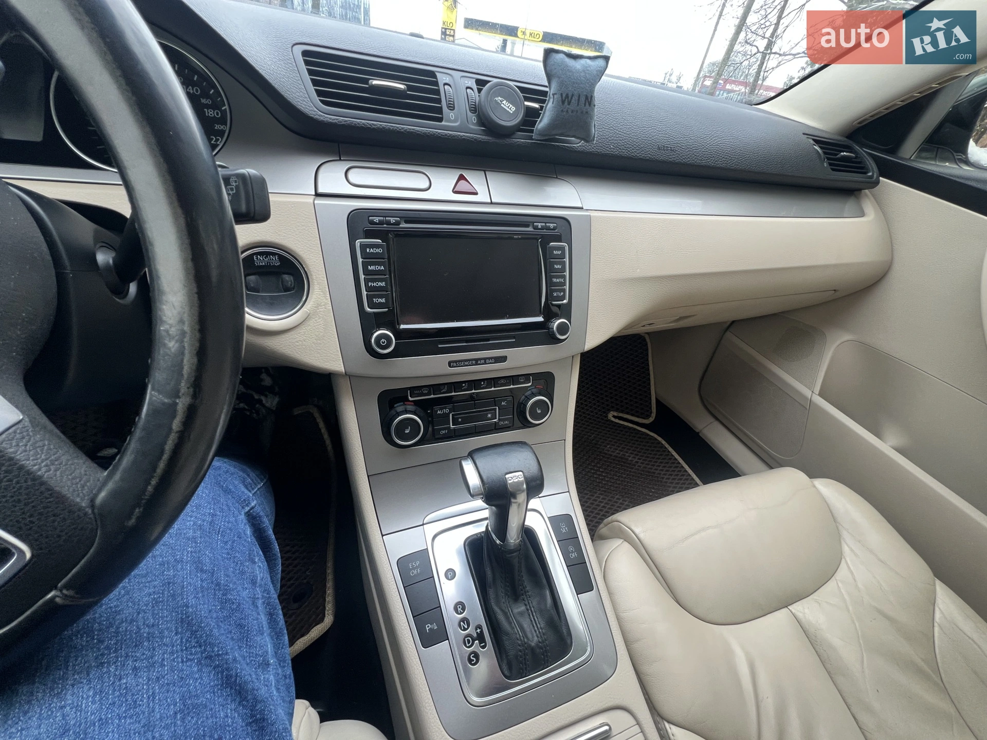 2010 Volkswagen Passat - мініатюра 13