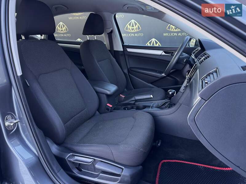 Седан Volkswagen Passat 2015 в Киеве фото 13 Седан Volkswagen Passat 2015 в Киеве