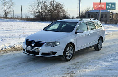 Універсал Volkswagen Passat 2010 в Харкові