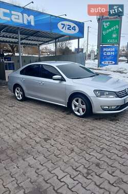 Седан Volkswagen Passat 2013 в Хмельницькому