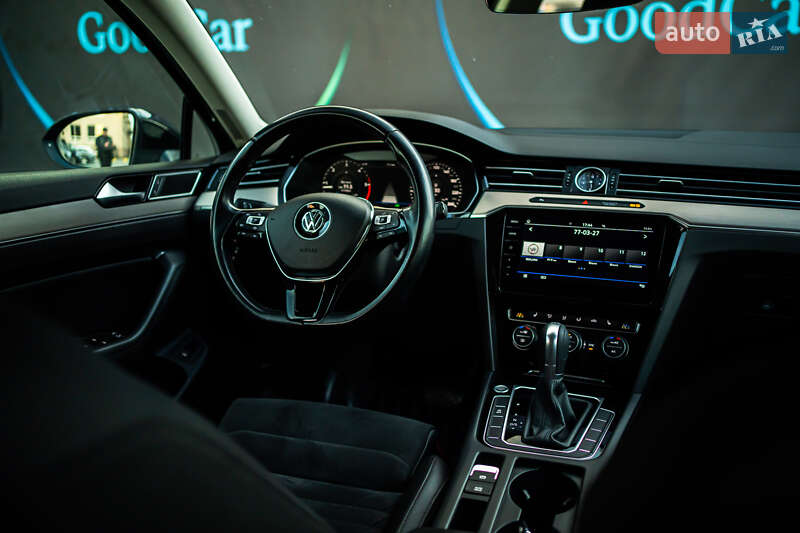 Универсал Volkswagen Passat 2019 в Луцке фото 69 Универсал Volkswagen Passat 2019 в Луцке