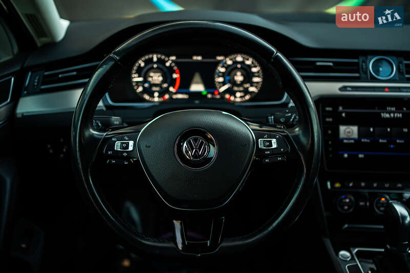 Универсал Volkswagen Passat 2019 в Луцке фото 74 Универсал Volkswagen Passat 2019 в Луцке