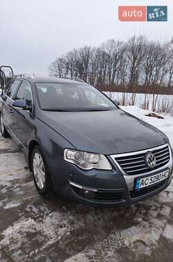 Универсал Volkswagen Passat 2010 в Старой Выжевке