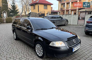 Універсал Volkswagen Passat 2001 в Львові