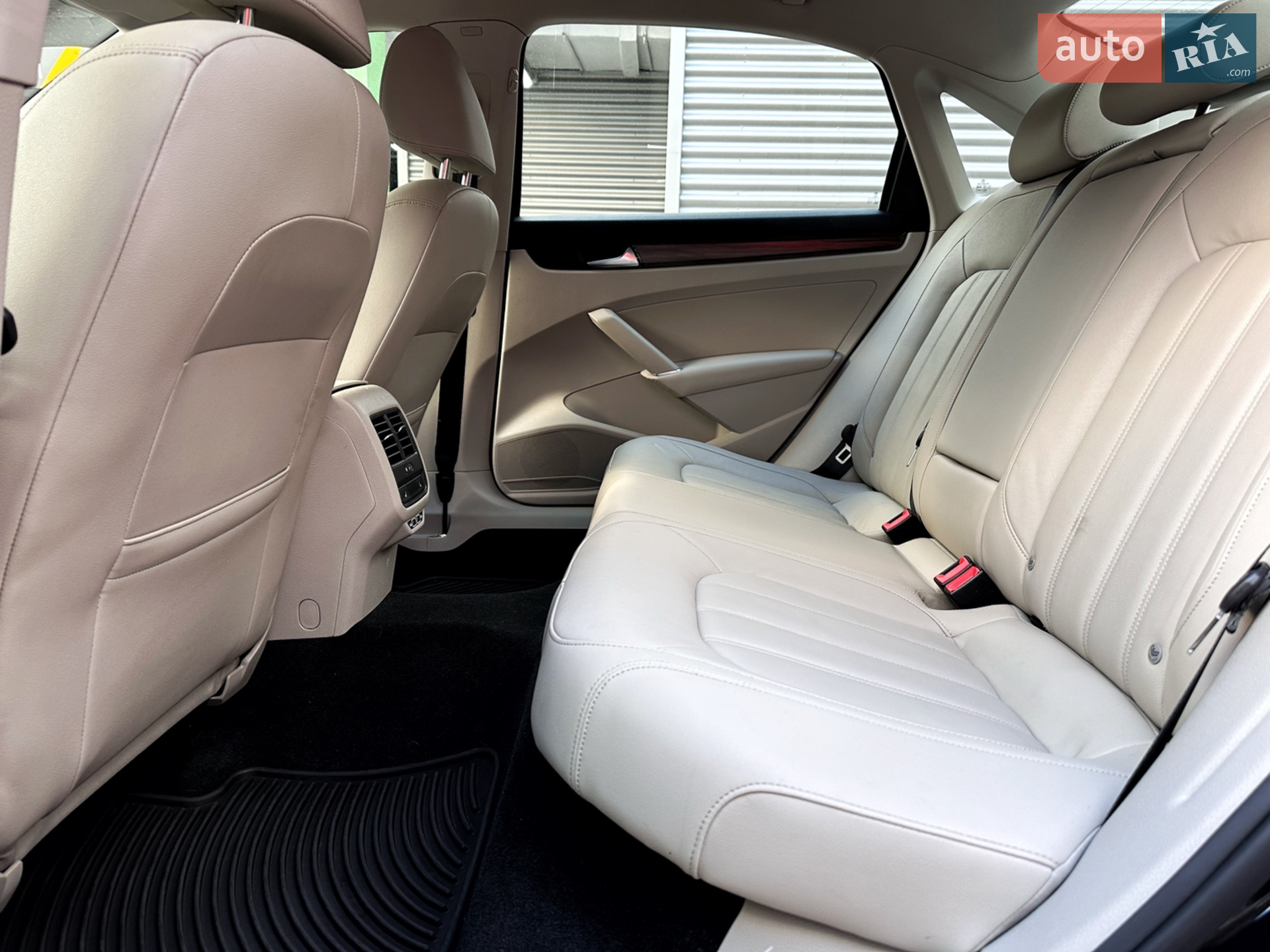 2020 Volkswagen Passat - мініатюра 9