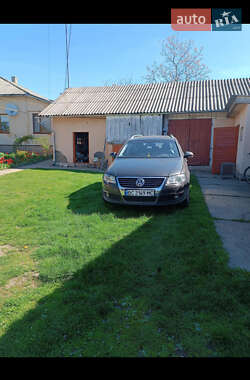 Универсал Volkswagen Passat 2007 в Бродах