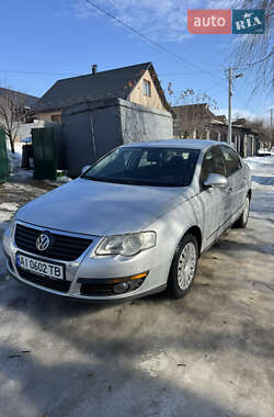 Седан Volkswagen Passat 2007 в Жашківу