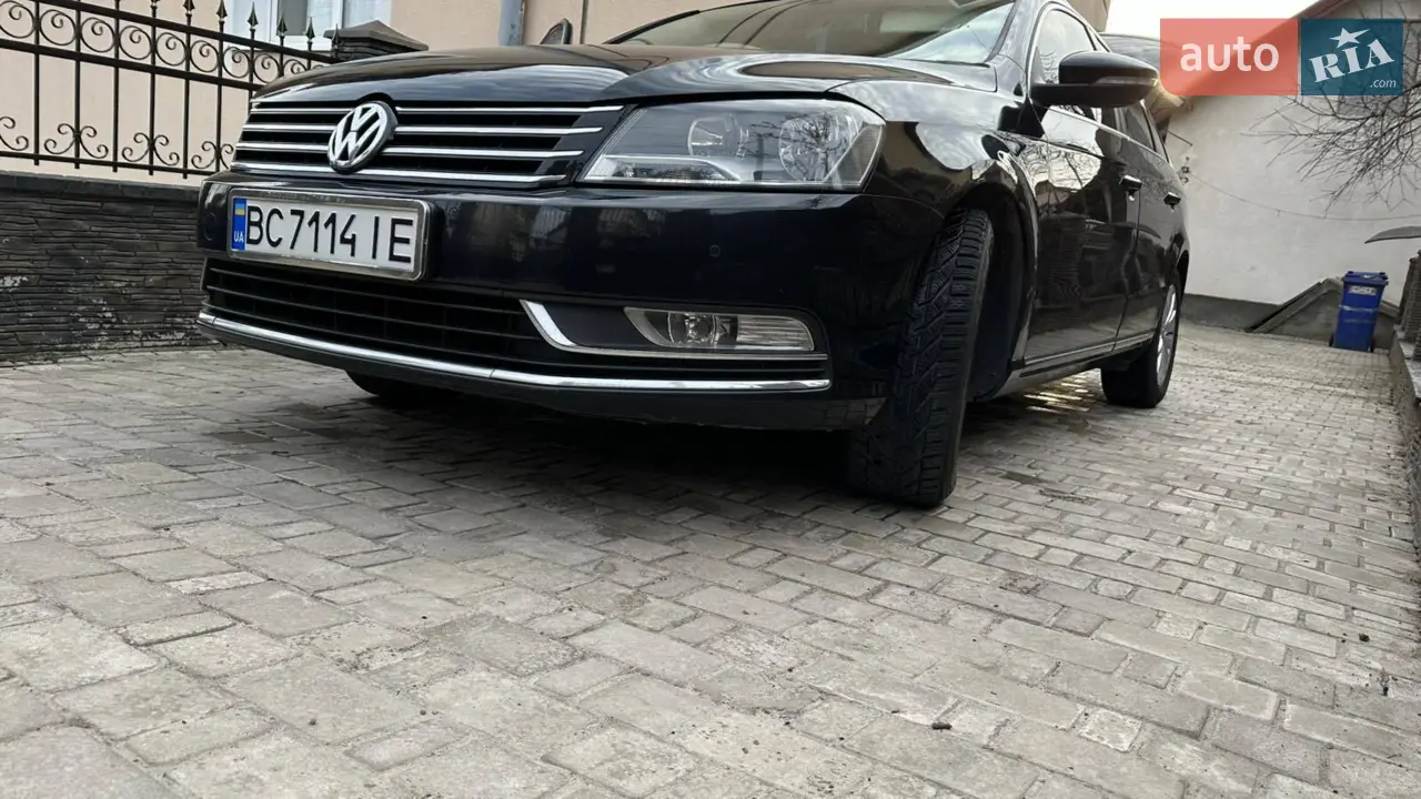 2010 Volkswagen Passat - мініатюра 17