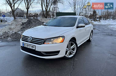 Седан Volkswagen Passat 2014 в Львове