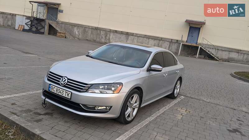 Седан Volkswagen Passat 2015 в Львове