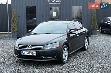 Седан Volkswagen Passat 2013 в Черновцах