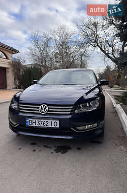 Седан Volkswagen Passat 2015 в Одесі