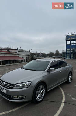 Седан Volkswagen Passat 2012 в Миколаєві