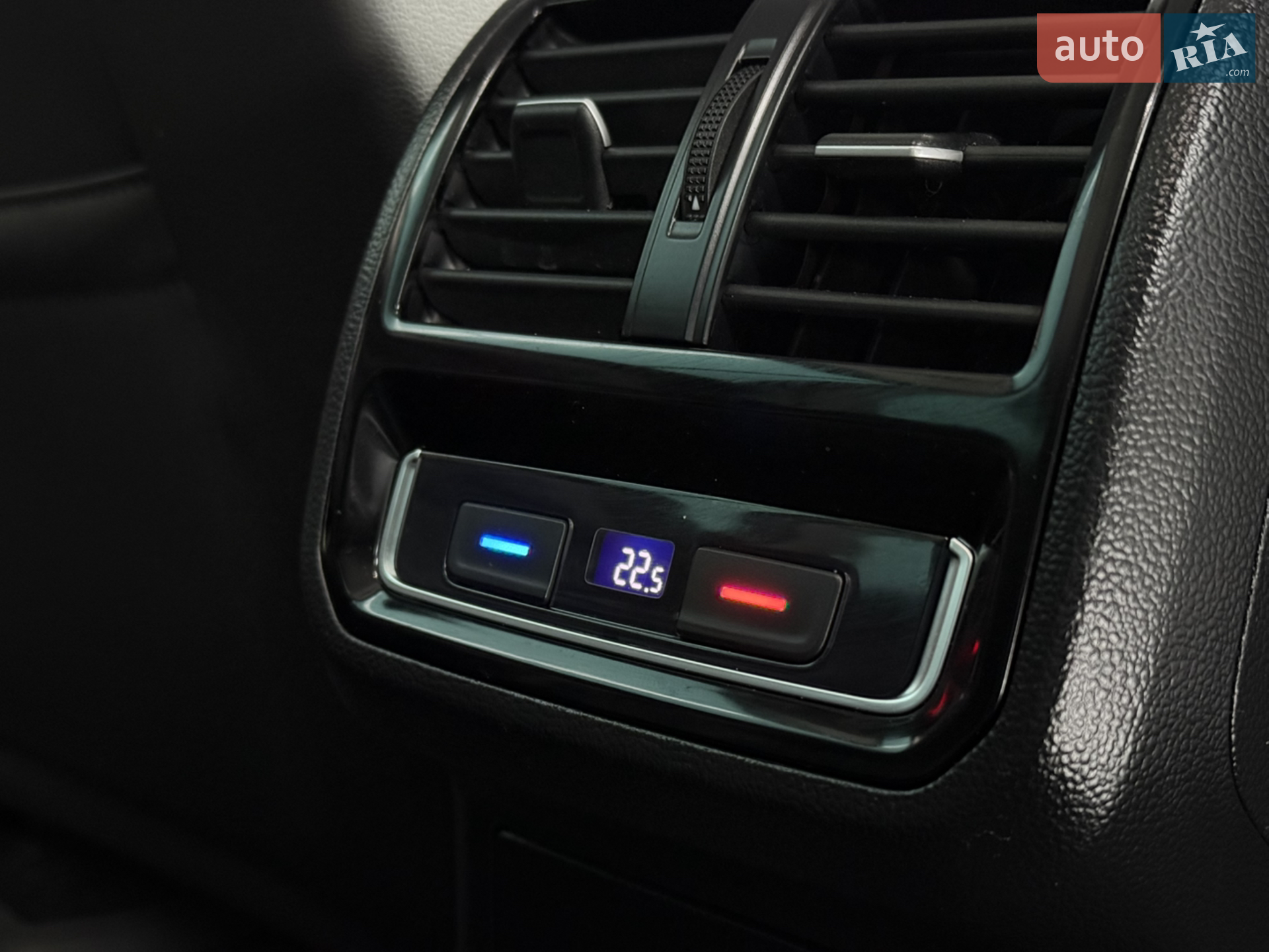 2020 Volkswagen Passat - мініатюра 22