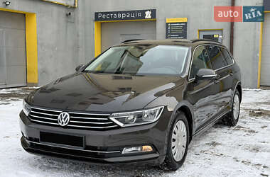 Универсал Volkswagen Passat 2017 в Ивано-Франковске