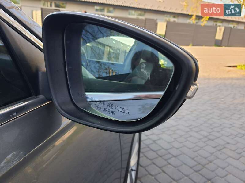 Седан Volkswagen Passat 2020 в Киеве