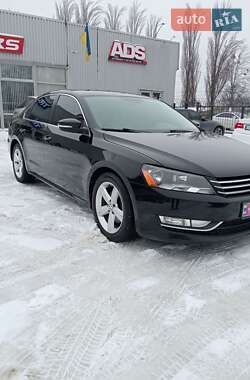 Седан Volkswagen Passat 2015 в Києві
