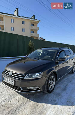 Универсал Volkswagen Passat 2012 в Киеве