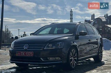 Універсал Volkswagen Passat 2011 в Дрогобичі