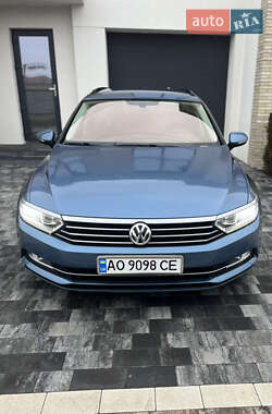 Універсал Volkswagen Passat 2016 в Ужгороді