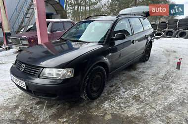 Універсал Volkswagen Passat 1998 в Сторожинці