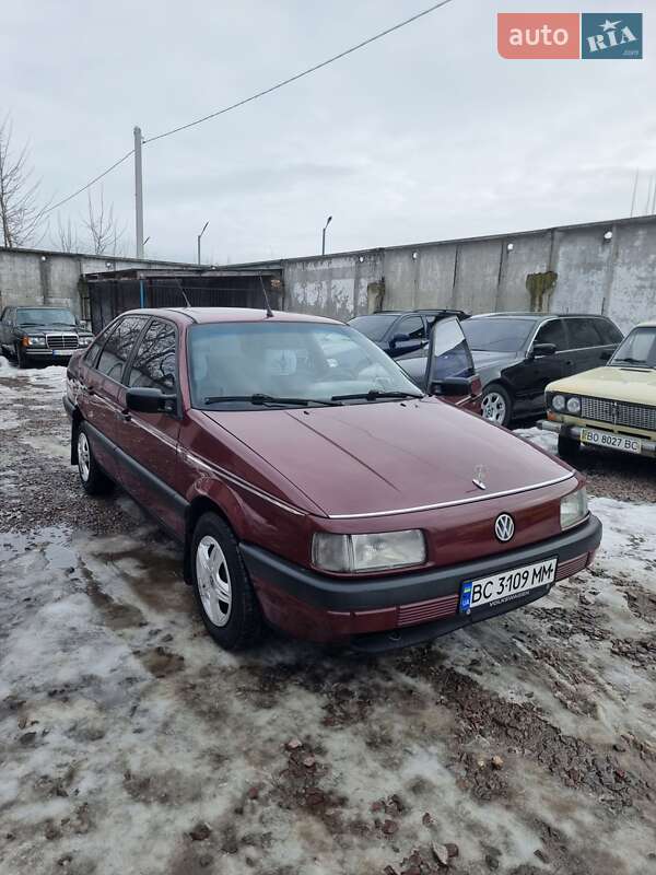 Volkswagen Passat 1990