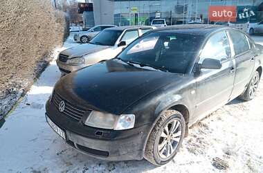 Седан Volkswagen Passat 1998 в Харкові